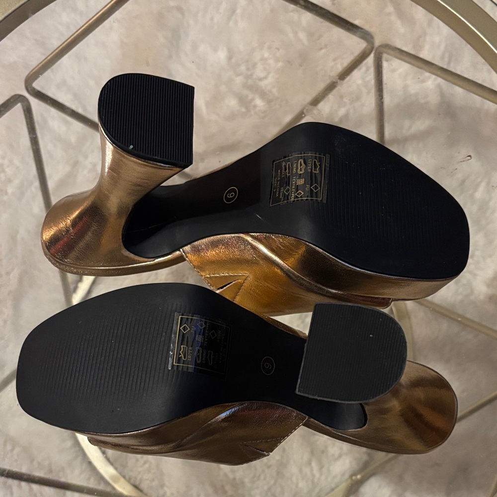 Azalea Wang Gold Mules Platform Sandals-NWOT - Picture 5 of 8